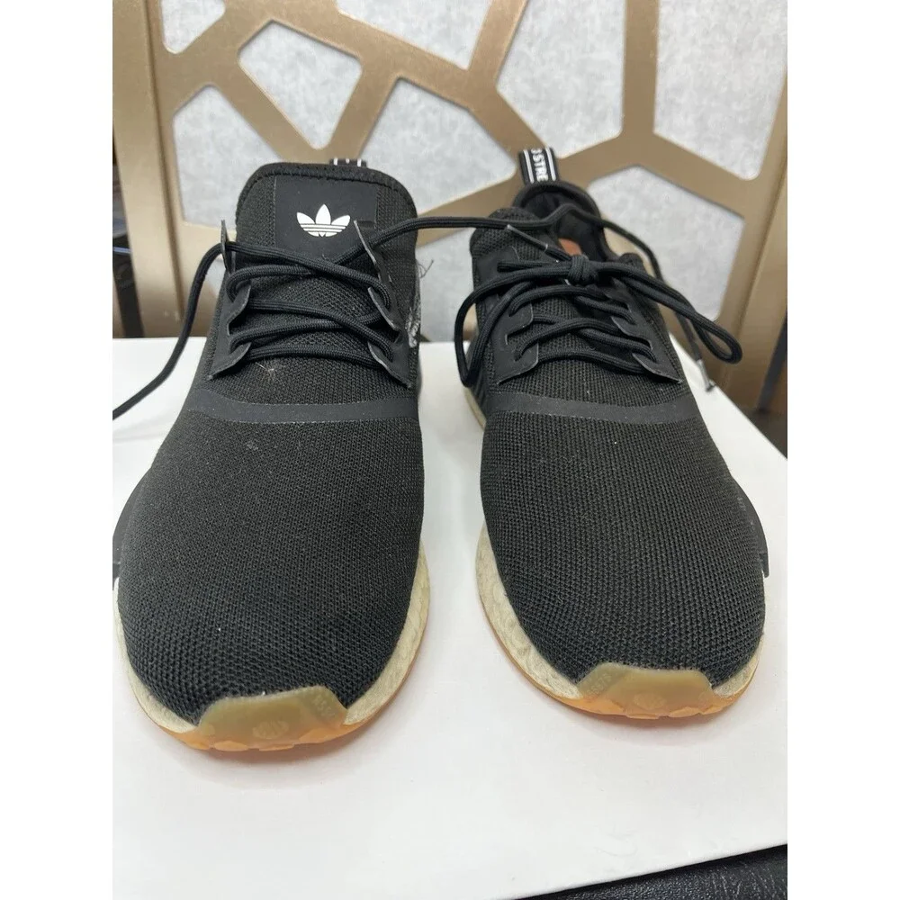 Adidas Originals NMD R1 Black/White/Gum Bottom Sneakers Size Men's 9 GZ9257
